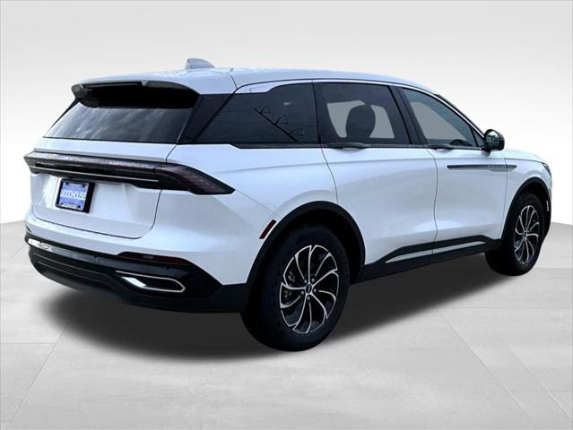 new 2025 Lincoln Nautilus car, priced at $54,684