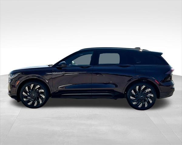 new 2024 Lincoln Nautilus car, priced at $62,070