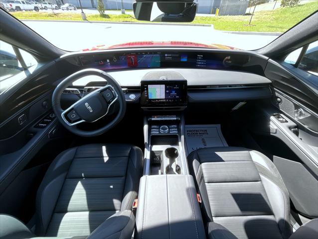 new 2025 Lincoln Nautilus car, priced at $68,754