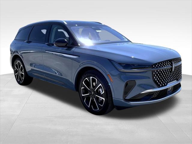 new 2025 Lincoln Nautilus car, priced at $66,504