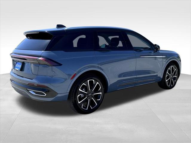 new 2025 Lincoln Nautilus car, priced at $66,504