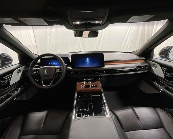 new 2025 Lincoln Aviator car, priced at $87,724