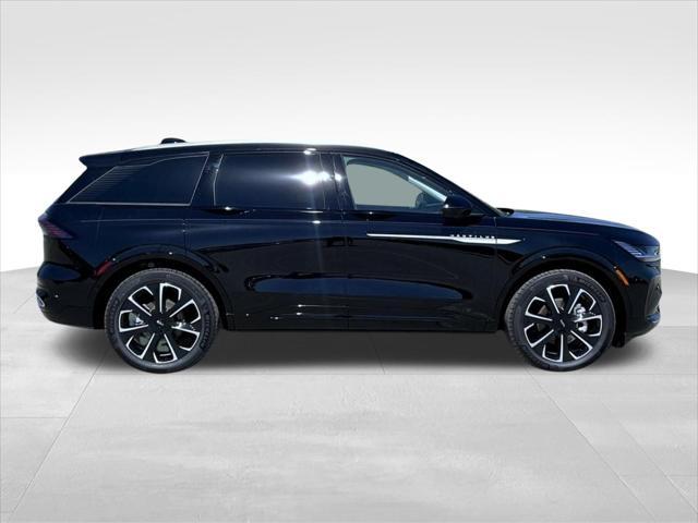 new 2025 Lincoln Nautilus car, priced at $63,754