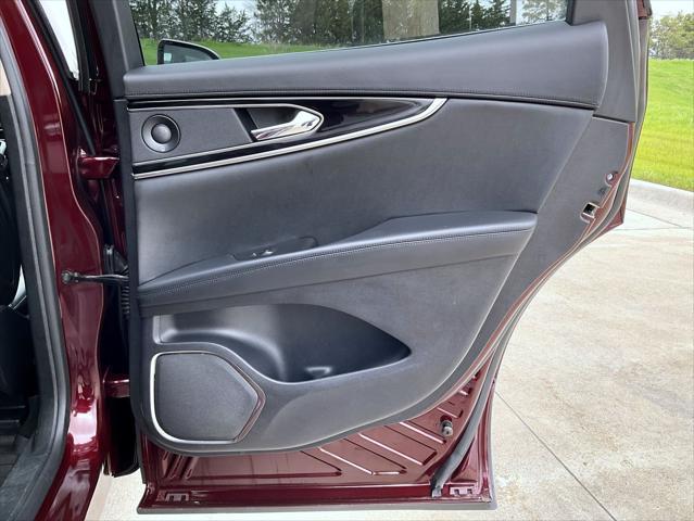 used 2022 Lincoln Nautilus car, priced at $36,555
