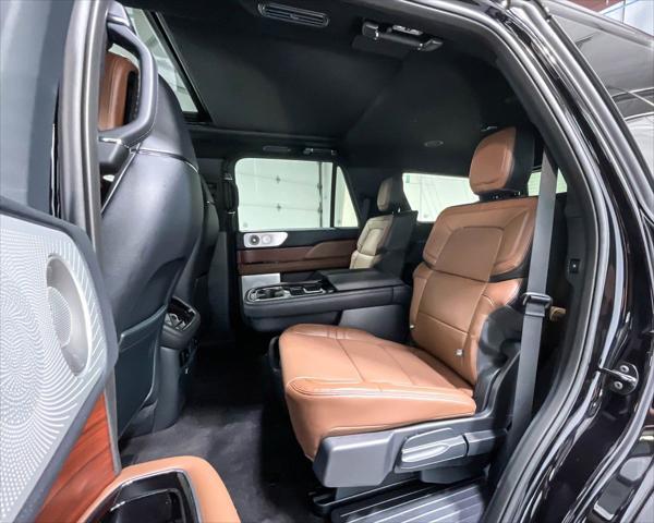 new 2024 Lincoln Navigator car, priced at $97,428