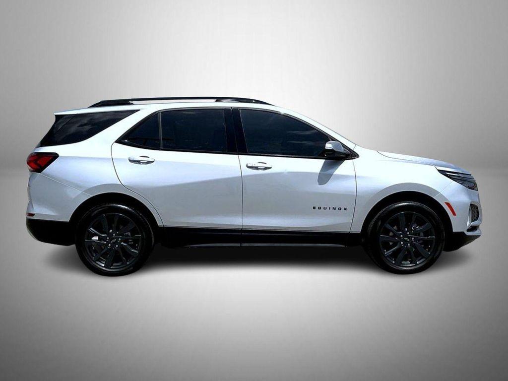 used 2022 Chevrolet Equinox car, priced at $25,496