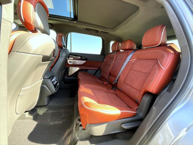 new 2025 Lincoln Nautilus car, priced at $79,944