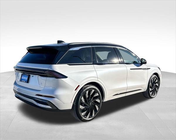 new 2025 Lincoln Nautilus car, priced at $82,694