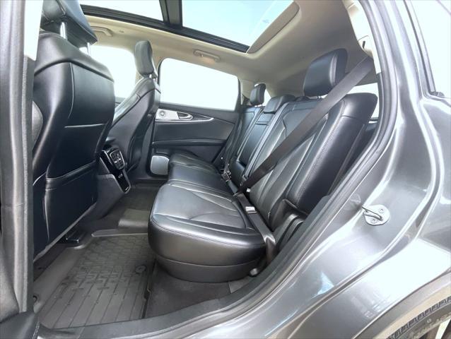 used 2022 Lincoln Nautilus car, priced at $37,924