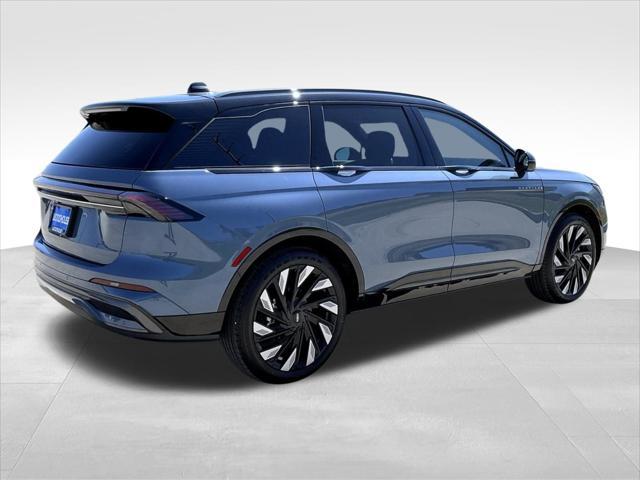 new 2025 Lincoln Nautilus car, priced at $73,209