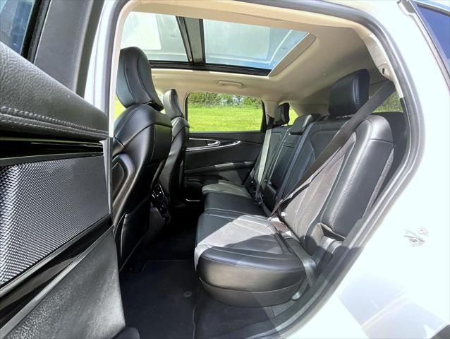 used 2022 Lincoln Nautilus car, priced at $40,660