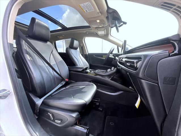used 2022 Lincoln Nautilus car, priced at $40,660