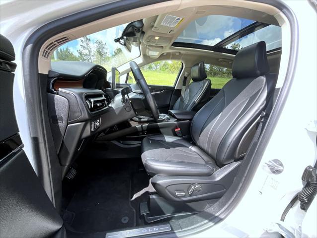 used 2022 Lincoln Nautilus car, priced at $40,660