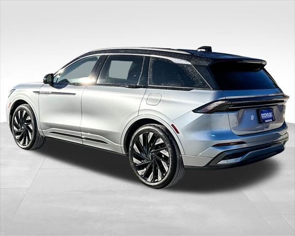 new 2025 Lincoln Nautilus car, priced at $81,944