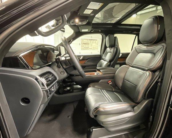 new 2024 Lincoln Navigator car, priced at $110,990