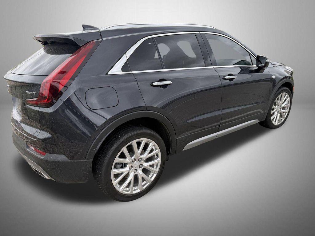 used 2022 Cadillac XT4 car, priced at $30,515