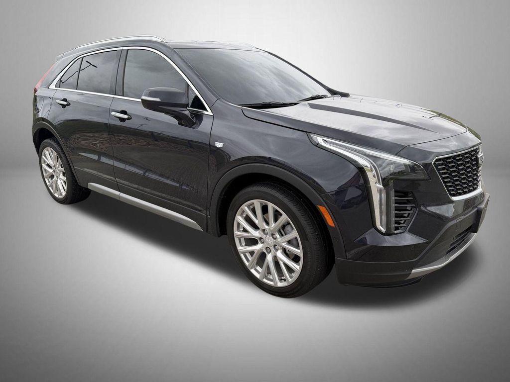 used 2022 Cadillac XT4 car, priced at $30,515