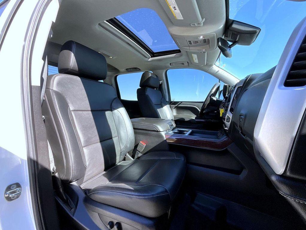 used 2018 GMC Sierra 1500 car, priced at $29,158