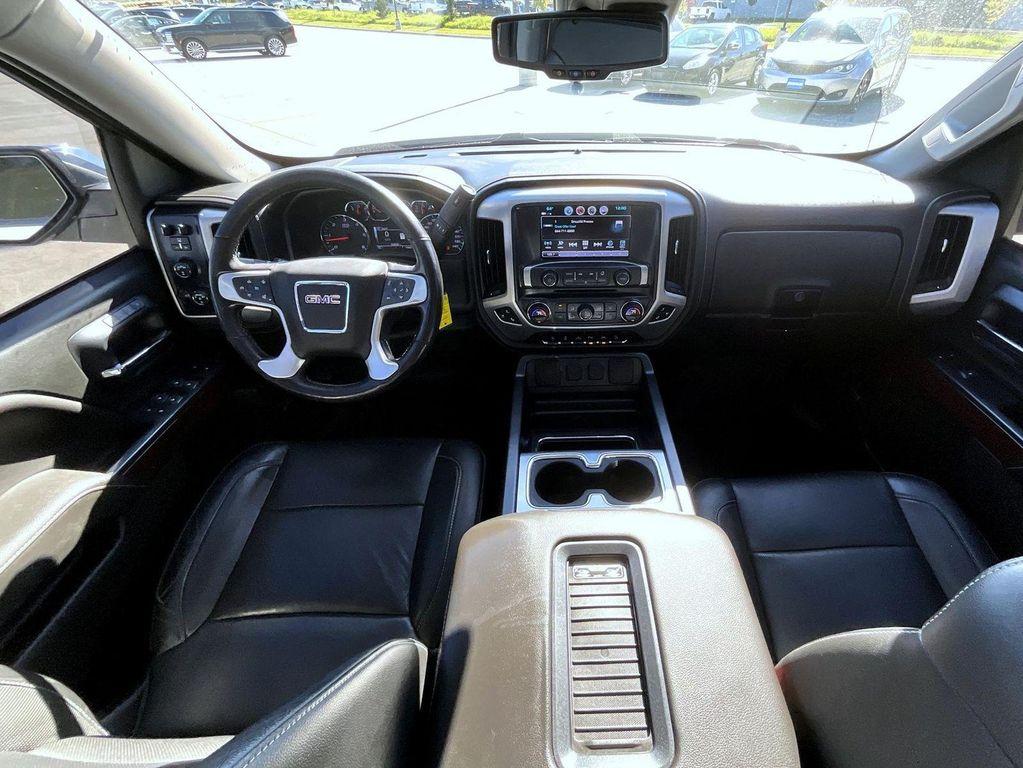used 2018 GMC Sierra 1500 car, priced at $29,158