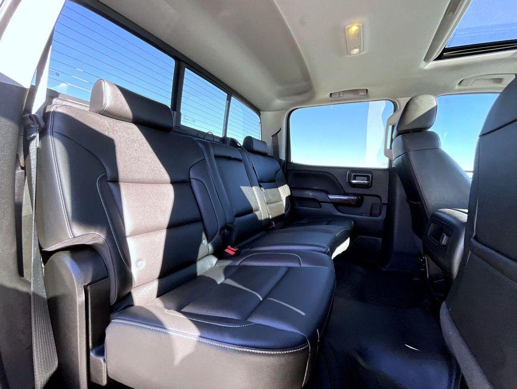 used 2018 GMC Sierra 1500 car, priced at $29,158