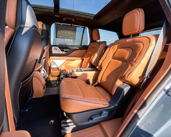 new 2025 Lincoln Aviator car, priced at $87,724