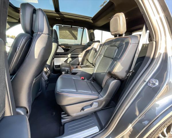 new 2025 Lincoln Aviator car, priced at $87,724