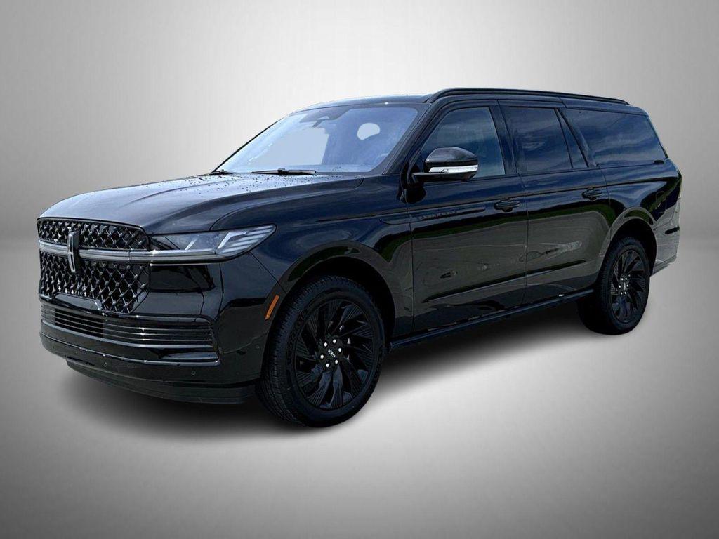 new 2025 Lincoln Navigator car, priced at $108,979