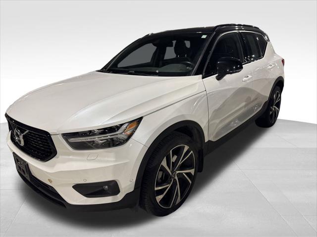 used 2020 Volvo XC40 car, priced at $25,889