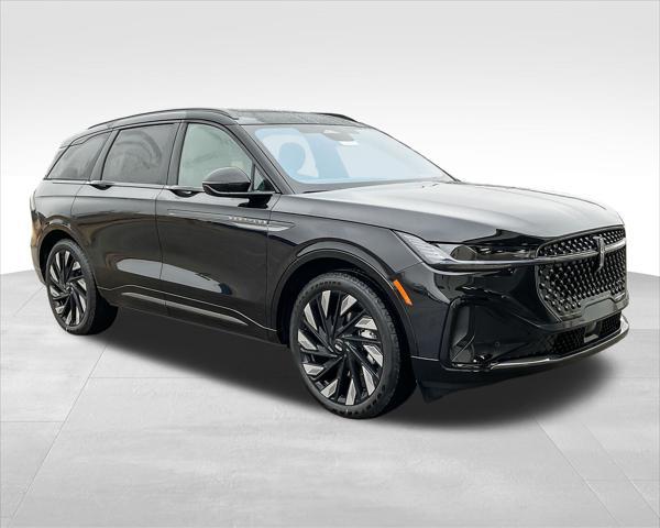 new 2025 Lincoln Nautilus car, priced at $68,004