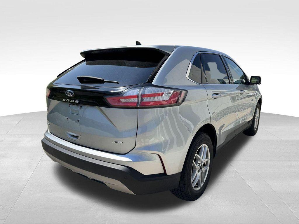 used 2024 Ford Edge car, priced at $25,499