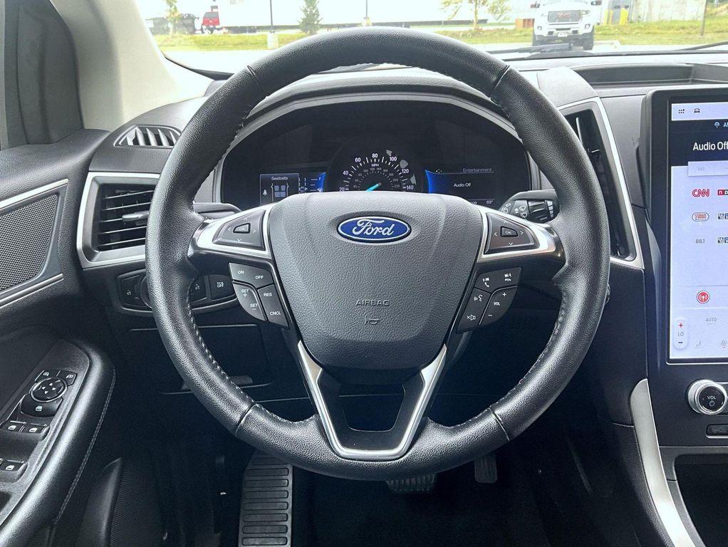 used 2024 Ford Edge car, priced at $25,499