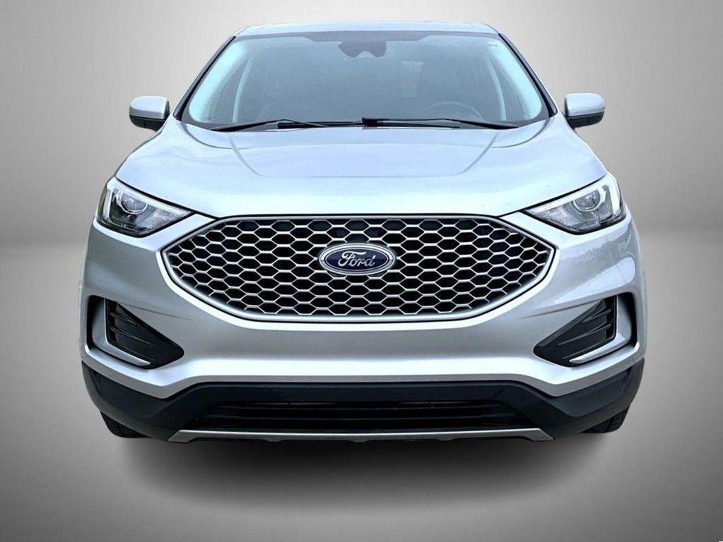 used 2024 Ford Edge car, priced at $25,499
