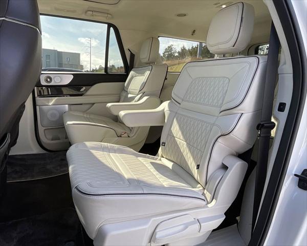 new 2024 Lincoln Navigator car, priced at $115,214