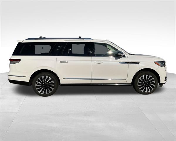 new 2024 Lincoln Navigator car, priced at $115,214