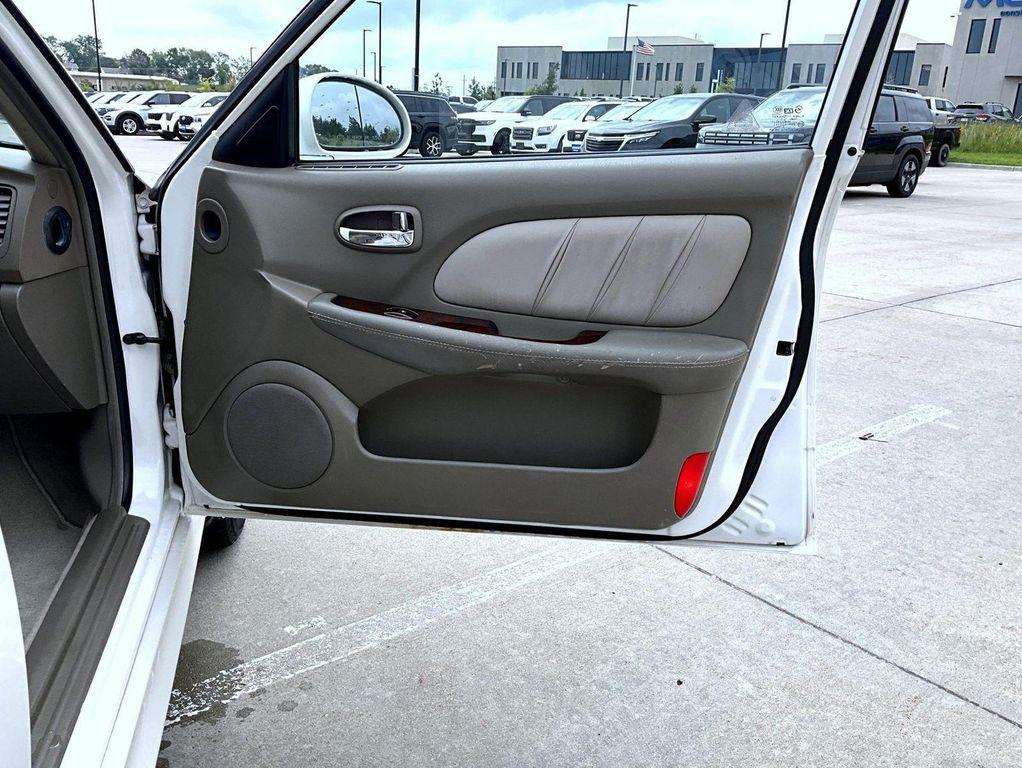 used 2004 Hyundai Sonata car, priced at $4,822