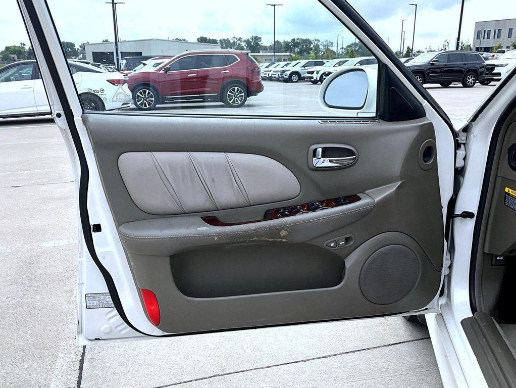 used 2004 Hyundai Sonata car, priced at $4,822