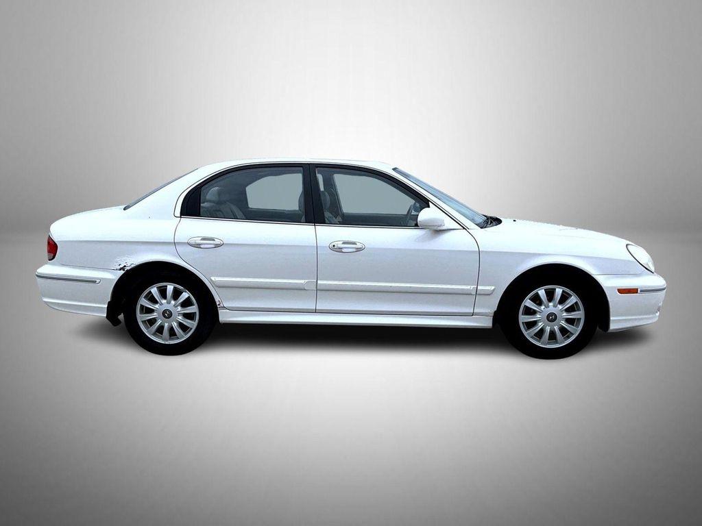 used 2004 Hyundai Sonata car, priced at $4,822