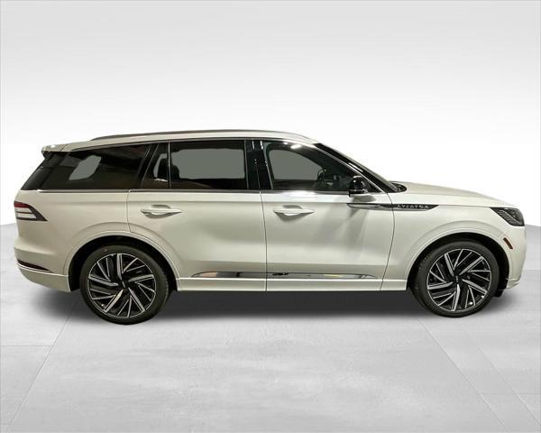 new 2025 Lincoln Aviator car, priced at $88,424