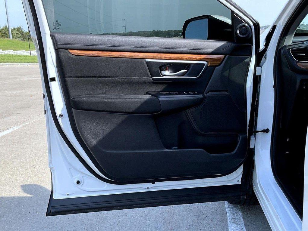 used 2018 Honda CR-V car, priced at $20,877