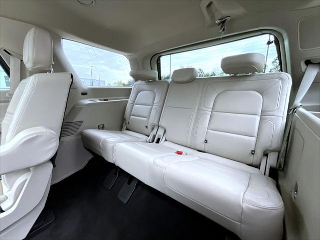 used 2021 Lincoln Navigator car, priced at $43,101