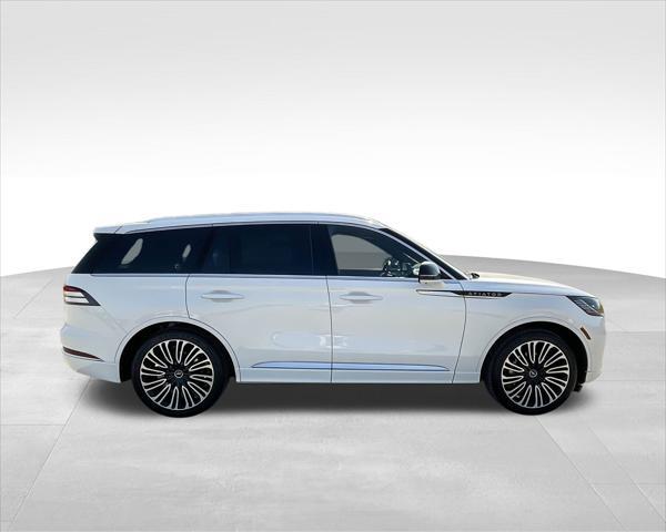 new 2025 Lincoln Aviator car, priced at $90,624