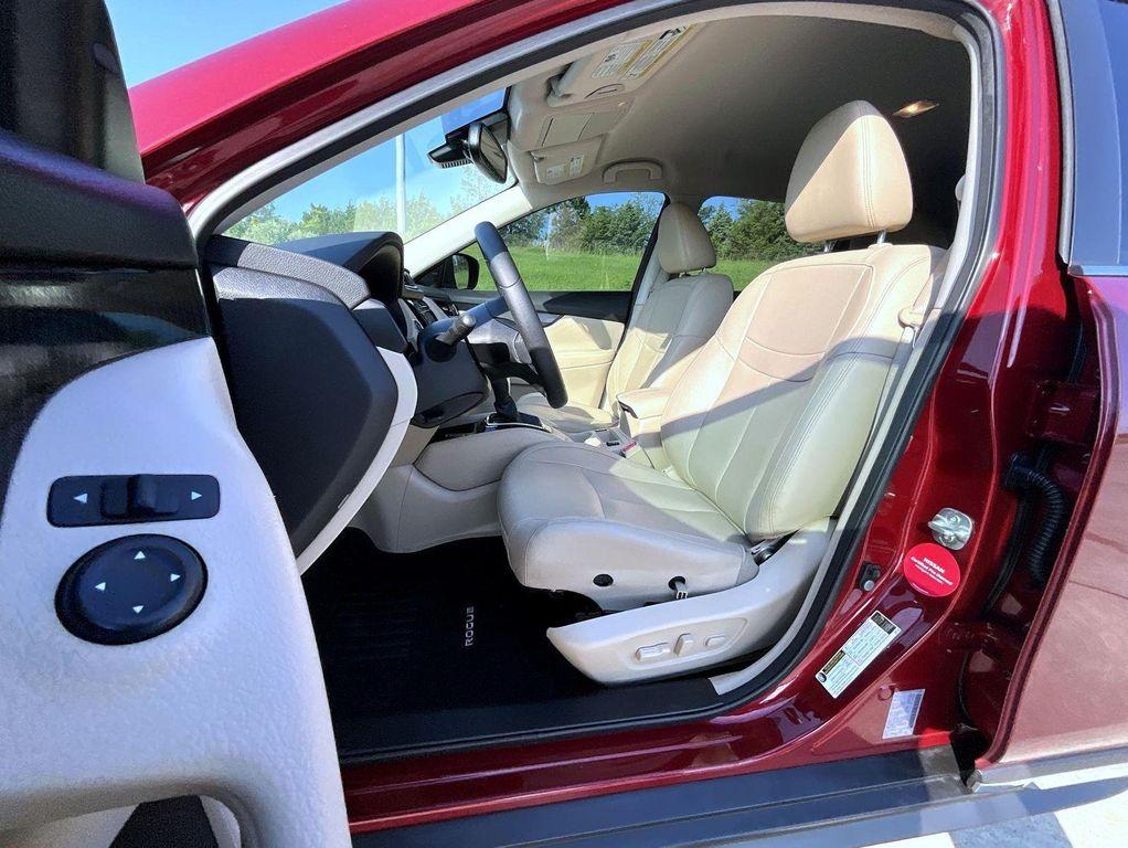 used 2020 Nissan Rogue car, priced at $19,671