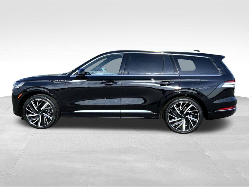 new 2025 Lincoln Aviator car, priced at $89,674