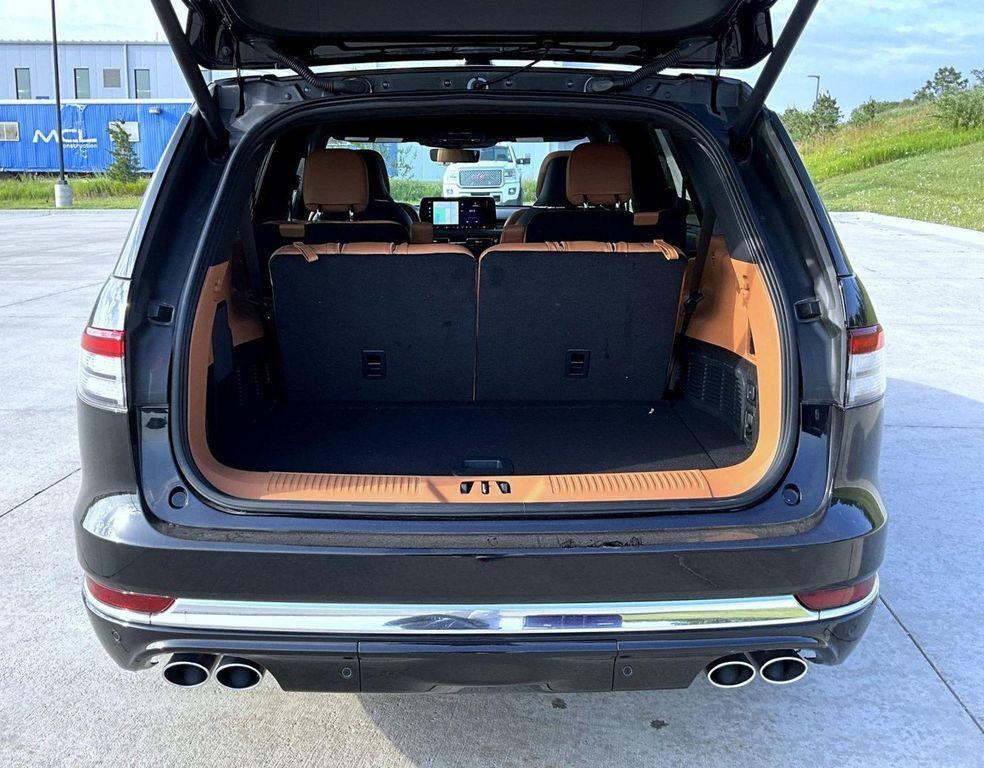 new 2025 Lincoln Aviator car, priced at $89,674