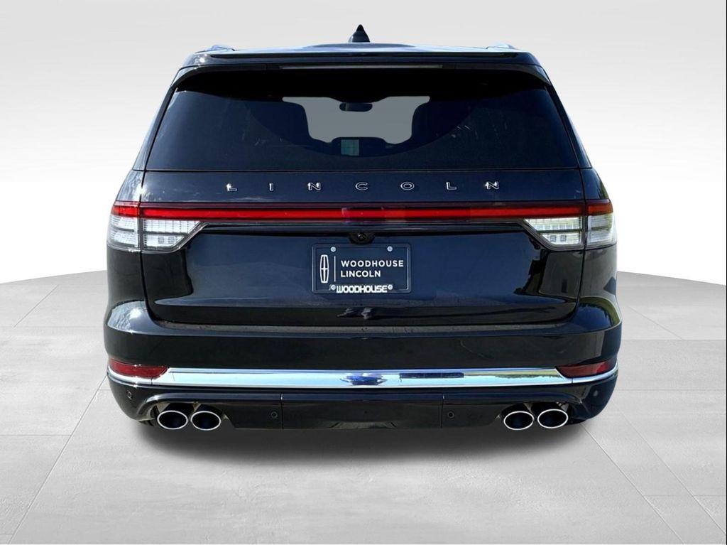 new 2025 Lincoln Aviator car, priced at $89,674