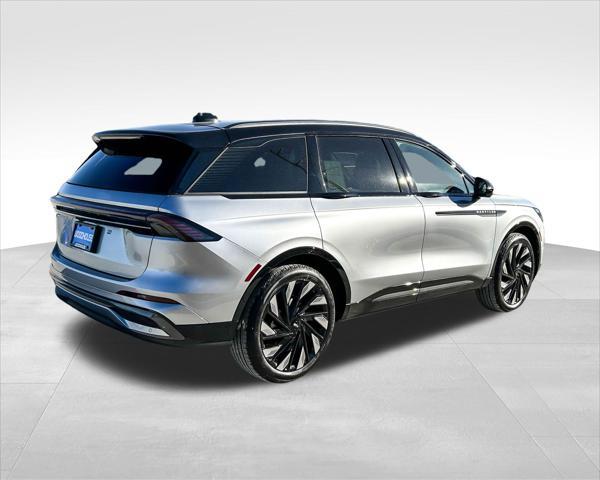 new 2025 Lincoln Nautilus car, priced at $66,004