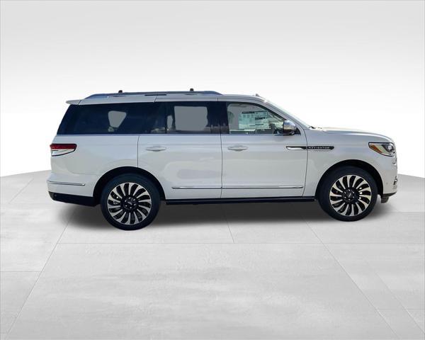 new 2024 Lincoln Navigator car, priced at $103,043