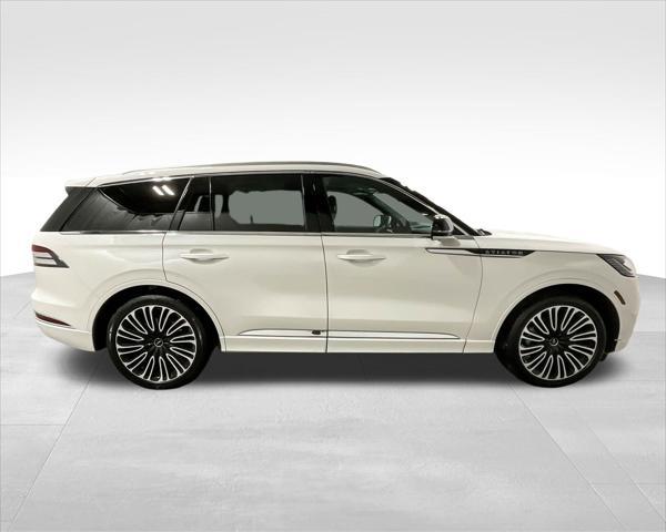 new 2025 Lincoln Aviator car, priced at $90,369