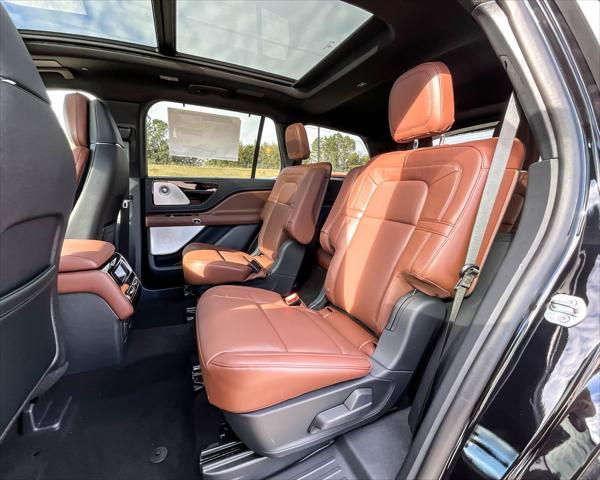 new 2025 Lincoln Aviator car, priced at $90,624