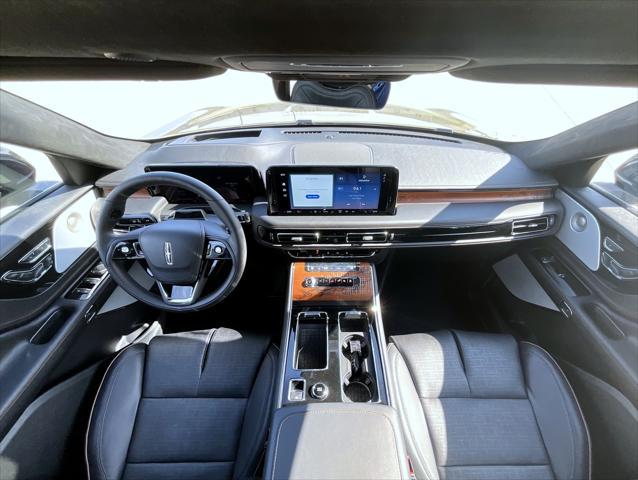 new 2025 Lincoln Aviator car, priced at $87,369